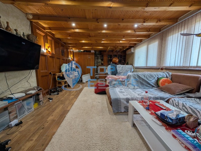 Продава КЪЩА, гр. Долна Оряховица, област Велико Търново, снимка 3 - Къщи - 53566672