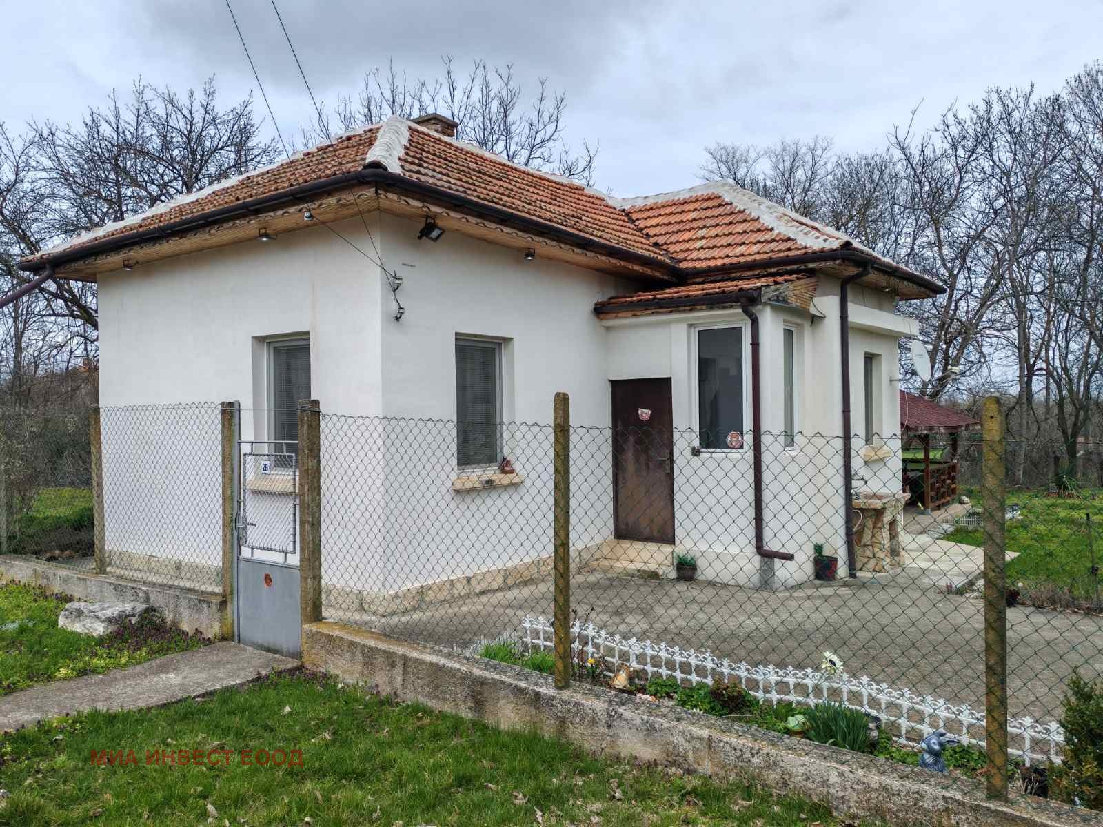 Продава КЪЩА, с. Оходен, област Враца