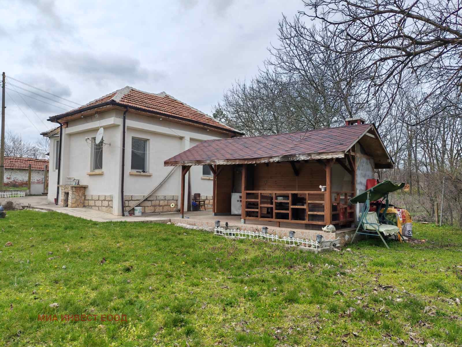 Продава КЪЩА, с. Оходен, област Враца, снимка 2 - Къщи - 53959100