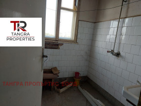 3 bedroom Radomir, region Pernik 7