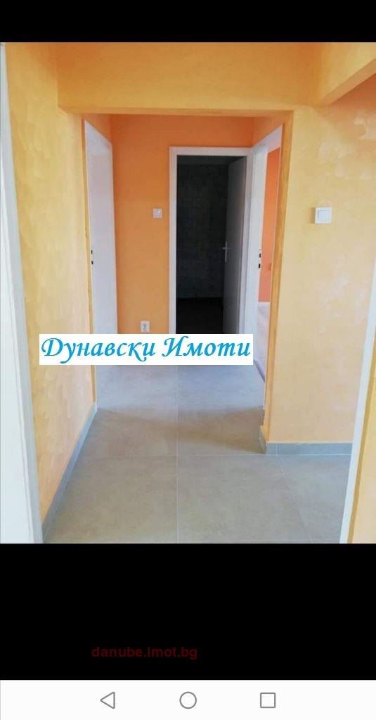 Продава 3-СТАЕН, гр. Русе, Здравец Изток, снимка 2 - Aпартаменти - 47971191