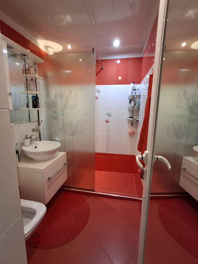 Eladó  2 hálószobás Sofia , Mladost 1A , 80 négyzetméter | 74775946 - kép [14]