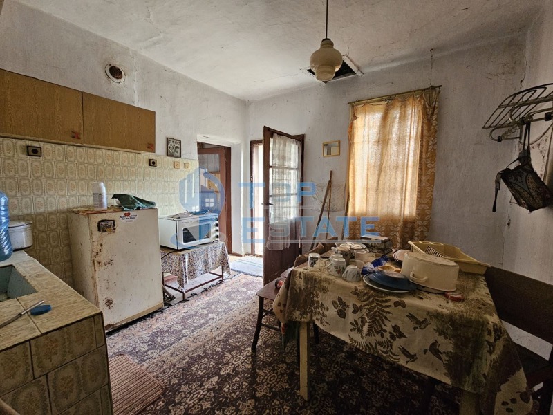 Продава КЪЩА, с. Драгомирово, област Велико Търново, снимка 9 - Къщи - 49838218