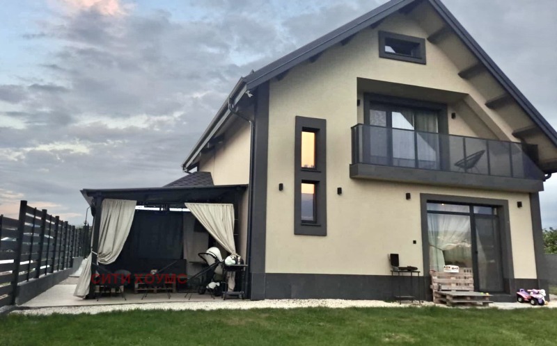 En venta  Casa Kardzhali , Veselchane , 194 metros cuadrados | 35918317 - imagen [2]