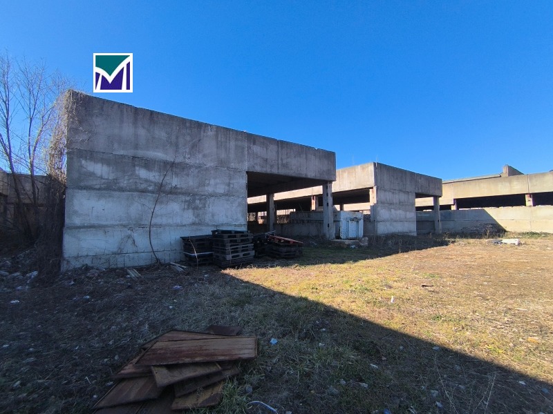 Til salg  Industribygning Vratsa , Promishlena zona , 2546 kvm | 82178778 - billede [3]