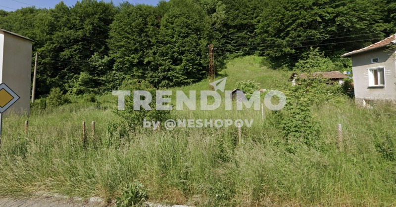À venda  Trama região Sófia , Ginci , 740 m² | 81140724