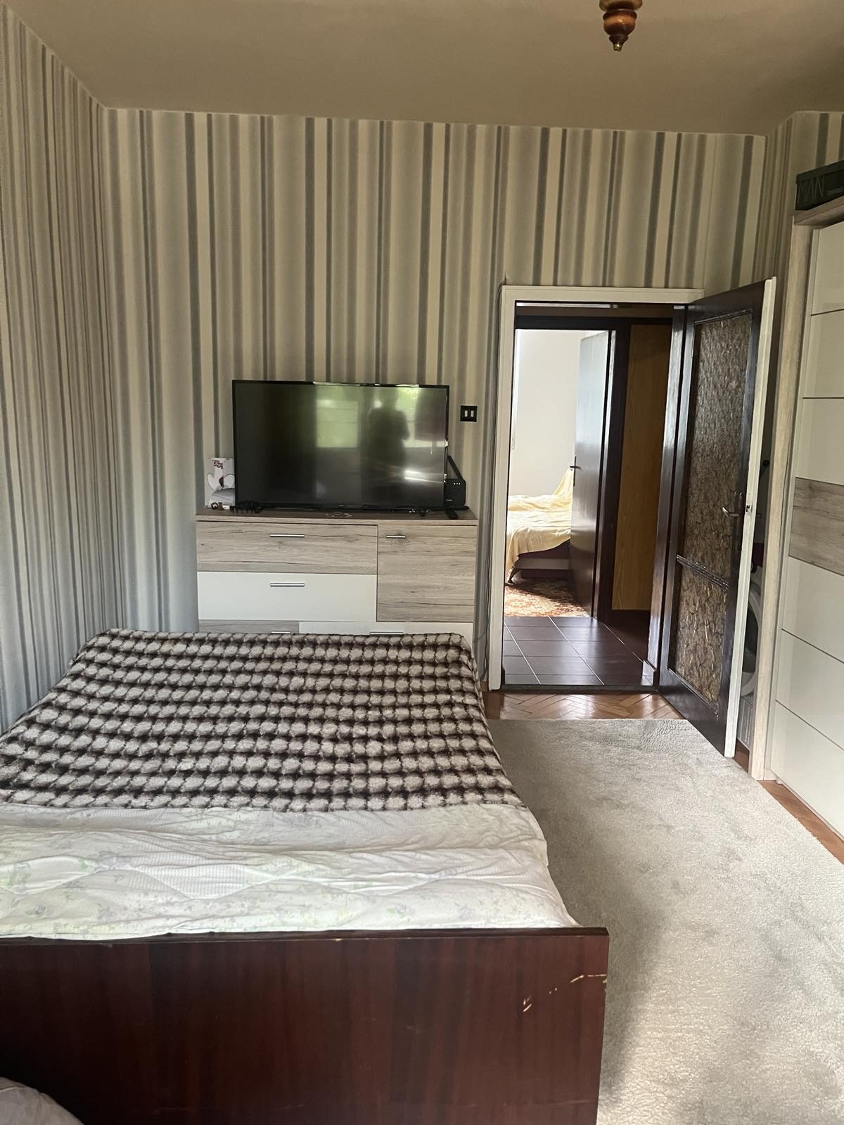 Продава 2-СТАЕН, гр. София, Гоце Делчев, снимка 2 - Апартаменти - 55601087