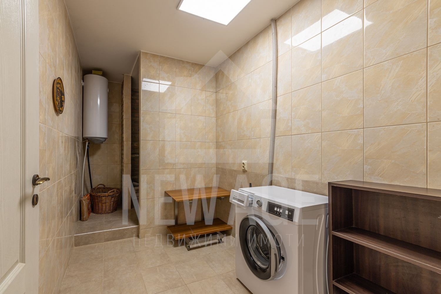 Продава КЪЩА, с. Баново, област Варна, снимка 7 - Къщи - 54202427