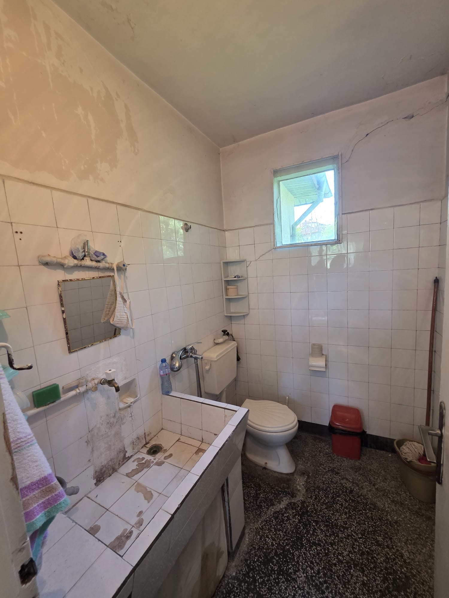 Продава КЪЩА, гр. Хасково, Овчарски, снимка 10 - Къщи - 54628320