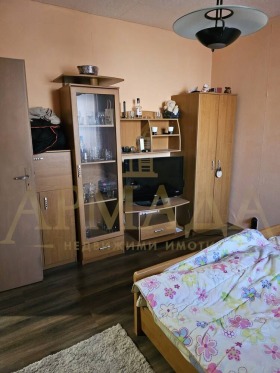 1 Schlafzimmer Kjutschuk Parisch, Plowdiw 6