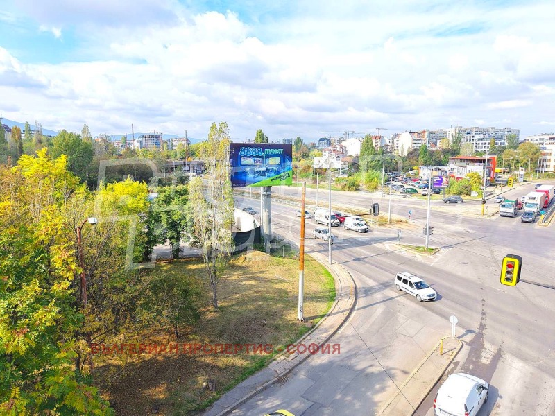 Продава 3-СТАЕН, гр. София, Сухата река, снимка 3 - Апартаменти - 52378797