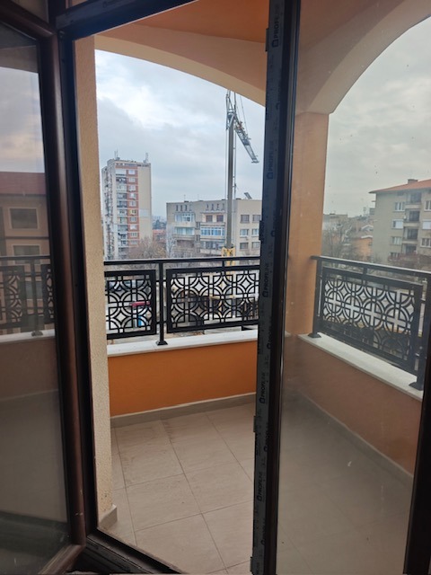 Продава 3-СТАЕН, гр. Казанлък, област Стара Загора, снимка 8 - Апартаменти - 56203991