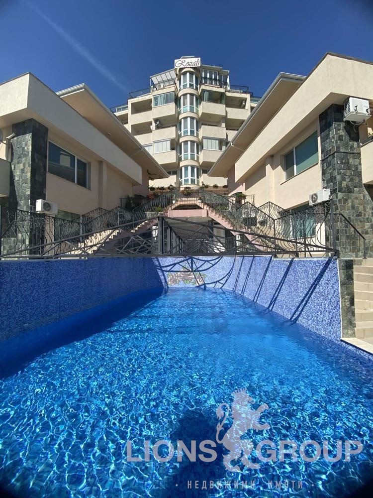 Satılık  3+ yatak odası Varna , m-t Alen mak , 220 metrekare | 43531464