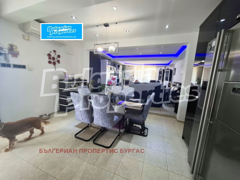 Продава КЪЩА, гр. Бургас, с. Брястовец, снимка 4 - Къщи - 52667619