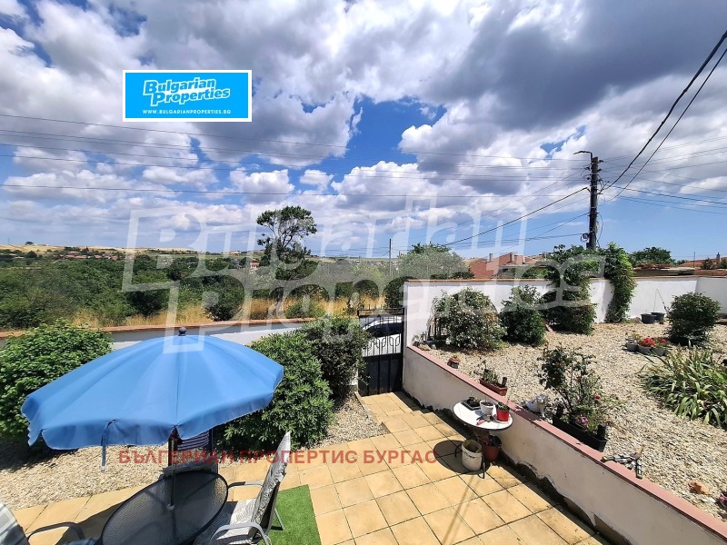 Продава КЪЩА, гр. Бургас, с. Брястовец, снимка 2 - Къщи - 52667619