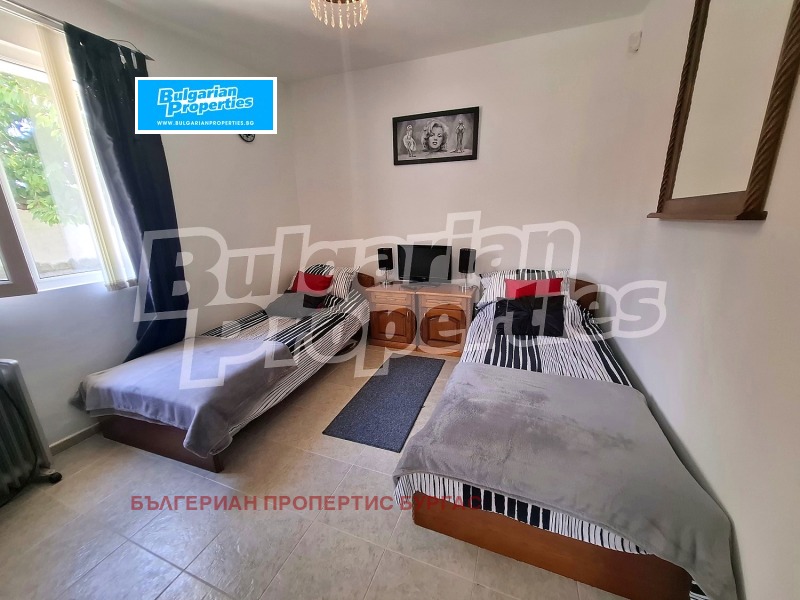 Продава КЪЩА, гр. Бургас, с. Брястовец, снимка 13 - Къщи - 52667619