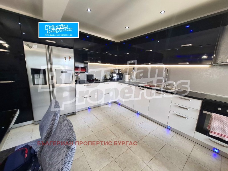 Продава КЪЩА, гр. Бургас, с. Брястовец, снимка 6 - Къщи - 52667619