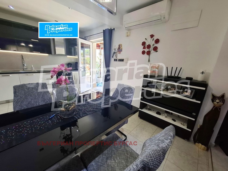 Продава КЪЩА, гр. Бургас, с. Брястовец, снимка 10 - Къщи - 52667619