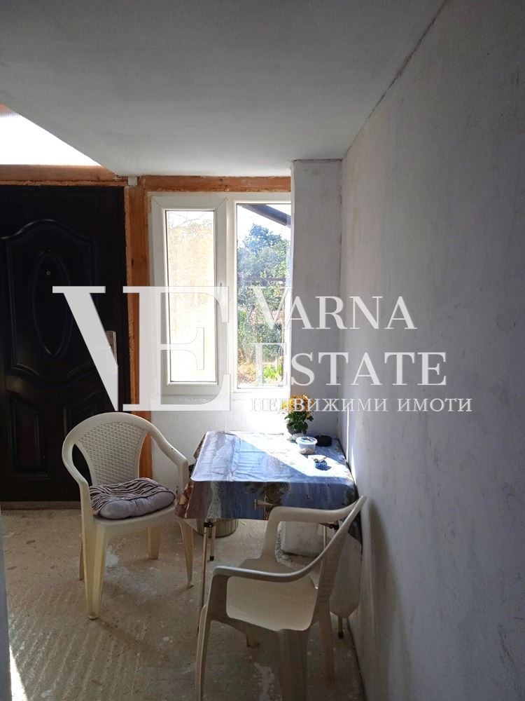 Продава КЪЩА, гр. Варна, м-т Добрева чешма, снимка 13 - Къщи - 53438027
