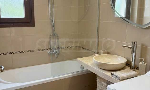 Продава КЪЩА, Извън страната, област Извън страната, снимка 10 - Къщи - 54105726