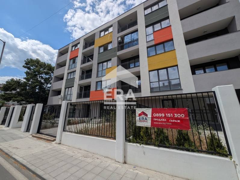 Продава  Гараж, паркомясто, град Шумен, Пазара • 25 560 EUR • ID 38421991 — holmes.bg - [1] 