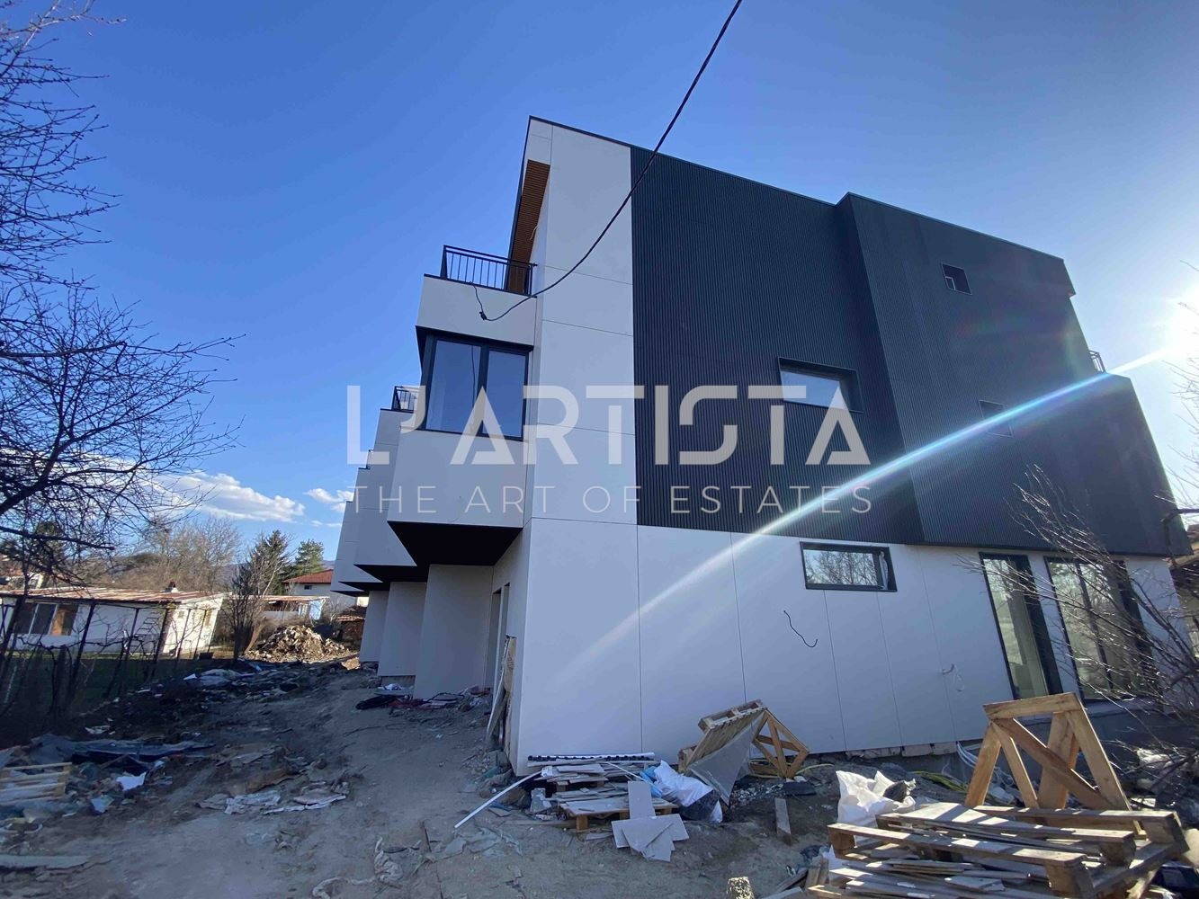 Продава КЪЩА, гр. София, с. Лозен