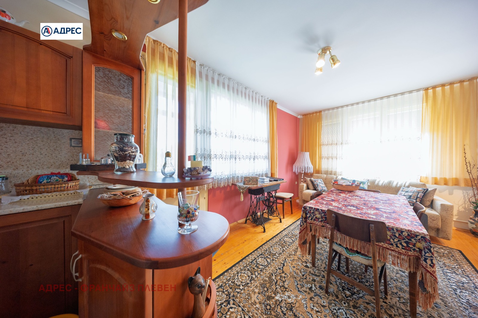 Продава КЪЩА, гр. Ловеч, Гозница, снимка 5 - Къщи - 55099159