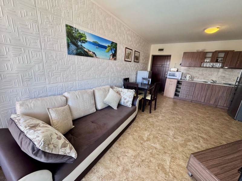 Till salu  2 sovrum region Burgas , Ravda , 70 kvm | 37806403