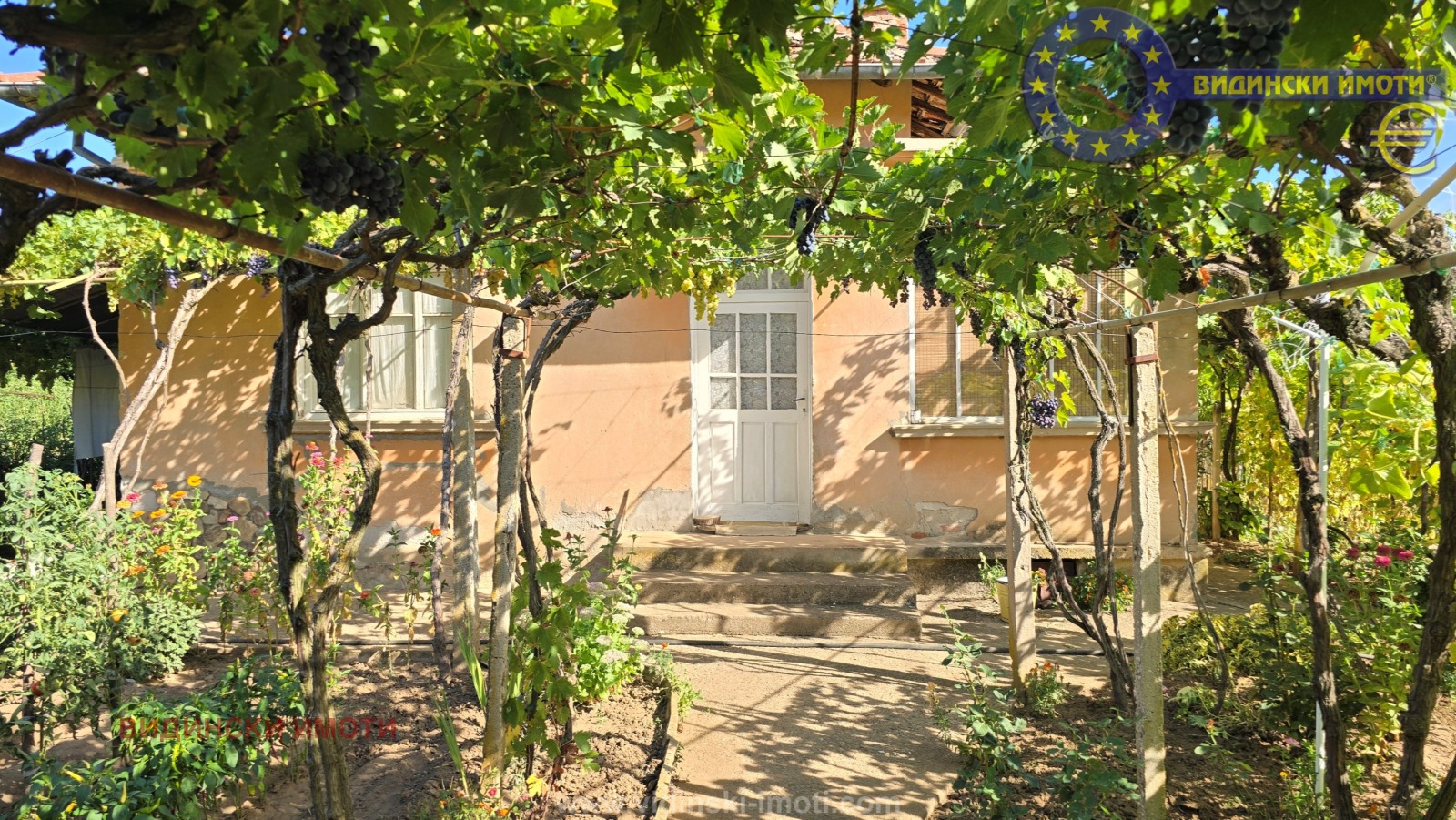 Продава КЪЩА, с. Дъбова махала, област Монтана