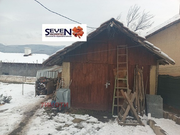 Продава  Къща област Кюстендил , с. Шишковци , 160 кв.м | 25625378 - изображение [15]
