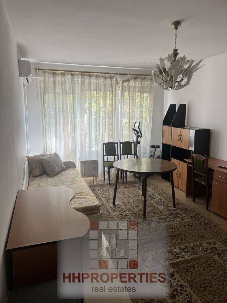 Продава  2-стаен град Пловдив , Христо Смирненски , 60 кв.м | 32649712