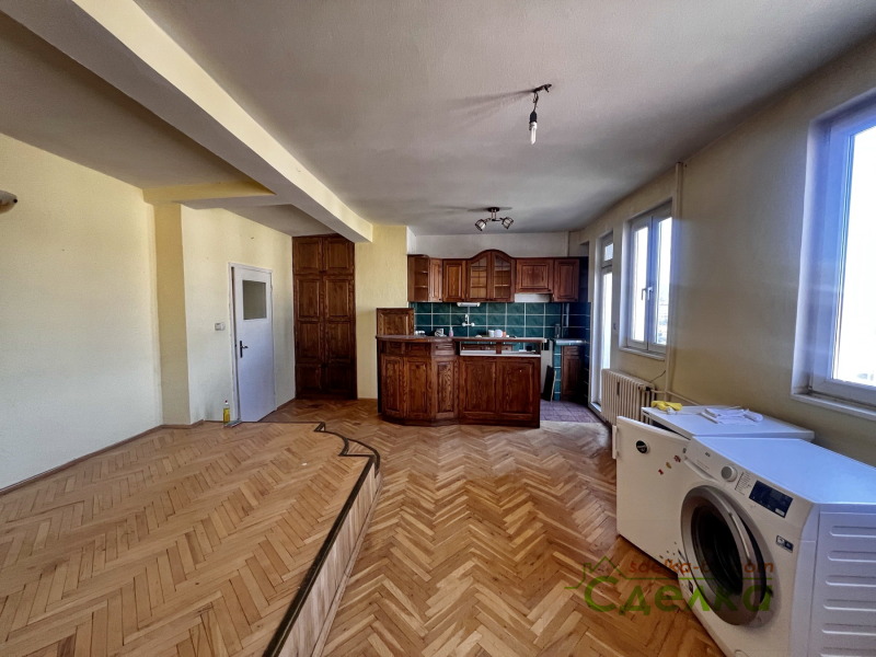 Продава  3-стаен град Габрово , Център , 96 кв.м | 25245092 - изображение [2]