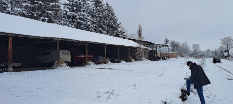 À vendre  Bâtiment industriel région Choumen , Osmar , 4611 m² | 24009196 - image [2]