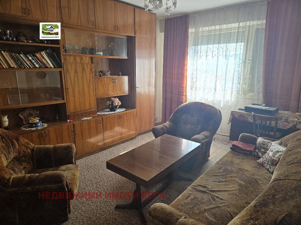 Продава 2-СТАЕН, гр. Горна Оряховица, област Велико Търново