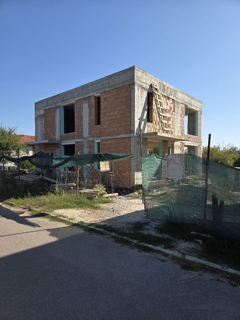 Til salg  Hus Sofia , Suhodol , 350 kvm | 39771009 - billede [8]