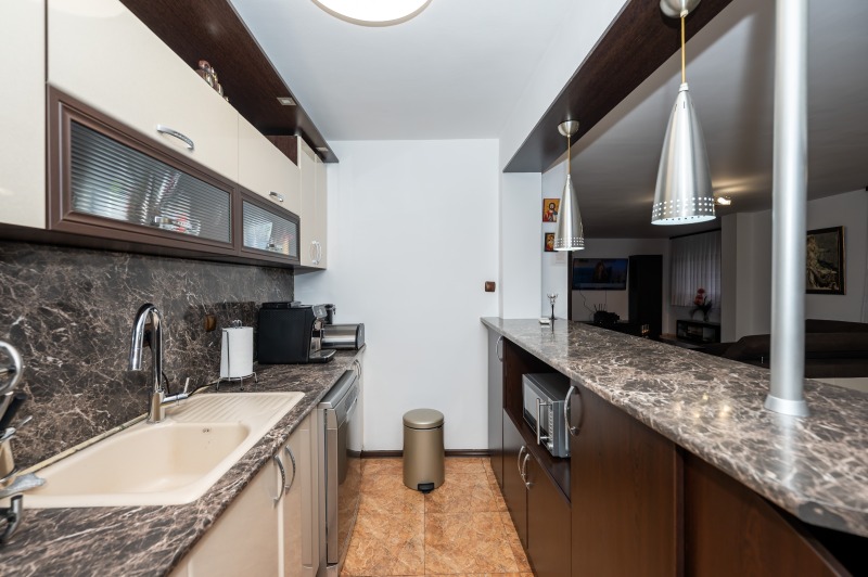 Продава КЪЩА, гр. Пловдив, Съдийски, снимка 11 - Къщи - 52547424