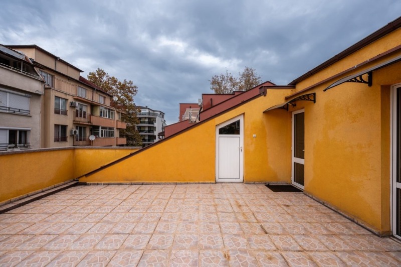 Продава КЪЩА, гр. Пловдив, Съдийски, снимка 5 - Къщи - 52547424