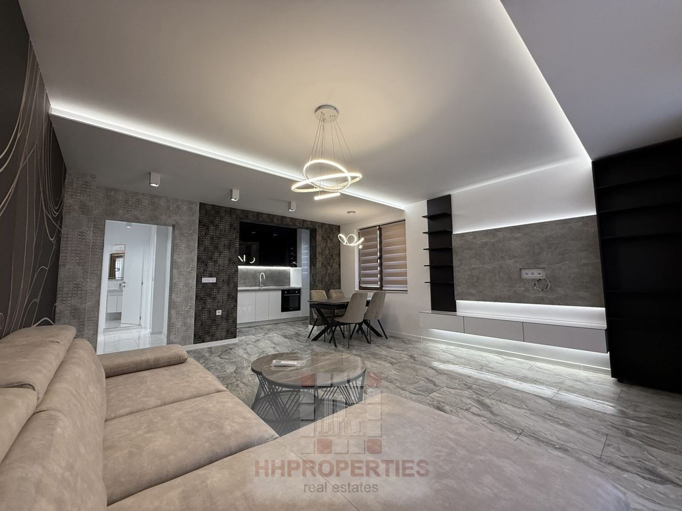 Продава 3-СТАЕН, гр. Пловдив, Остромила, снимка 3 - Апартаменти - 53968035