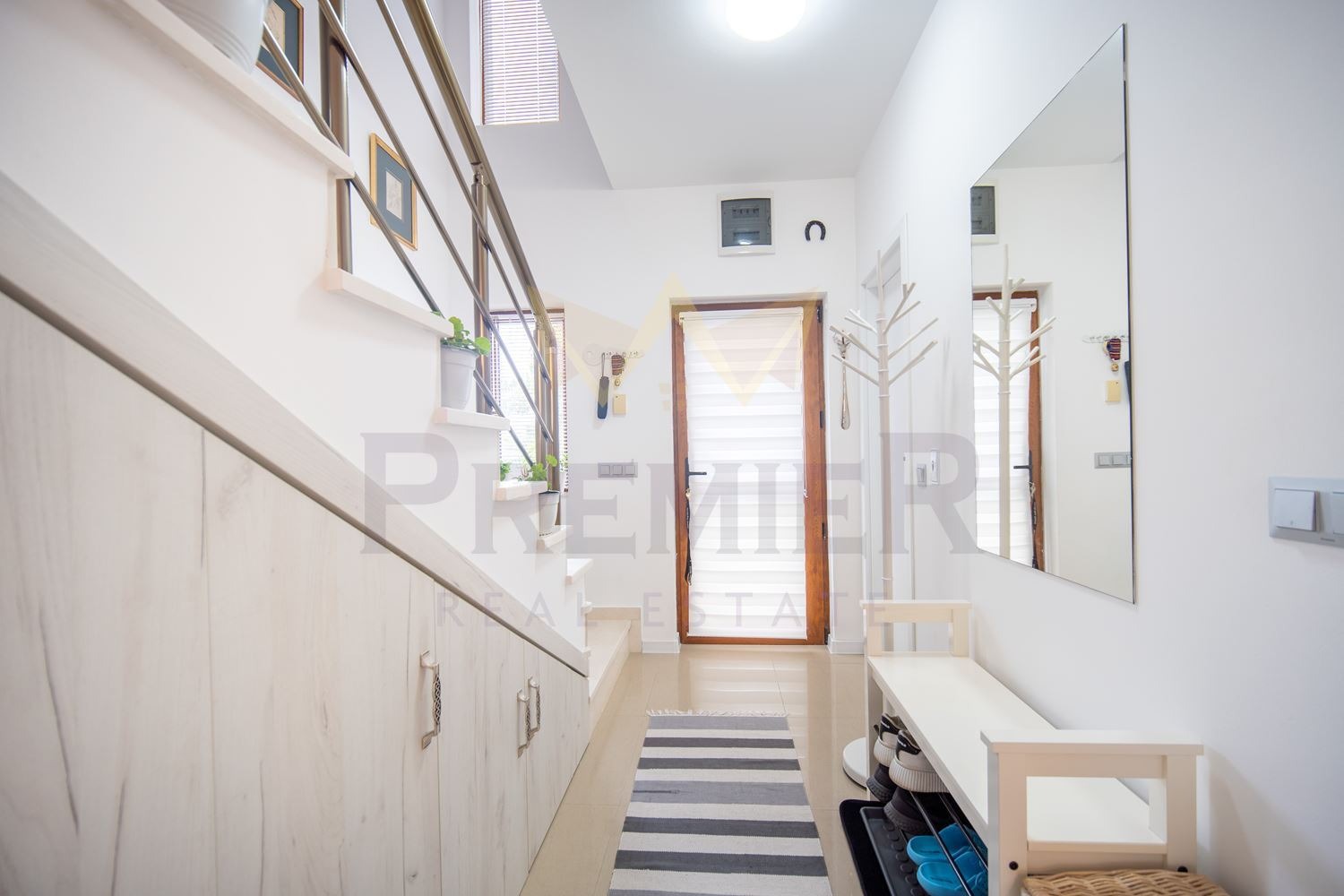 Продава КЪЩА, гр. Балчик, област Добрич, снимка 10 - Къщи - 53627604