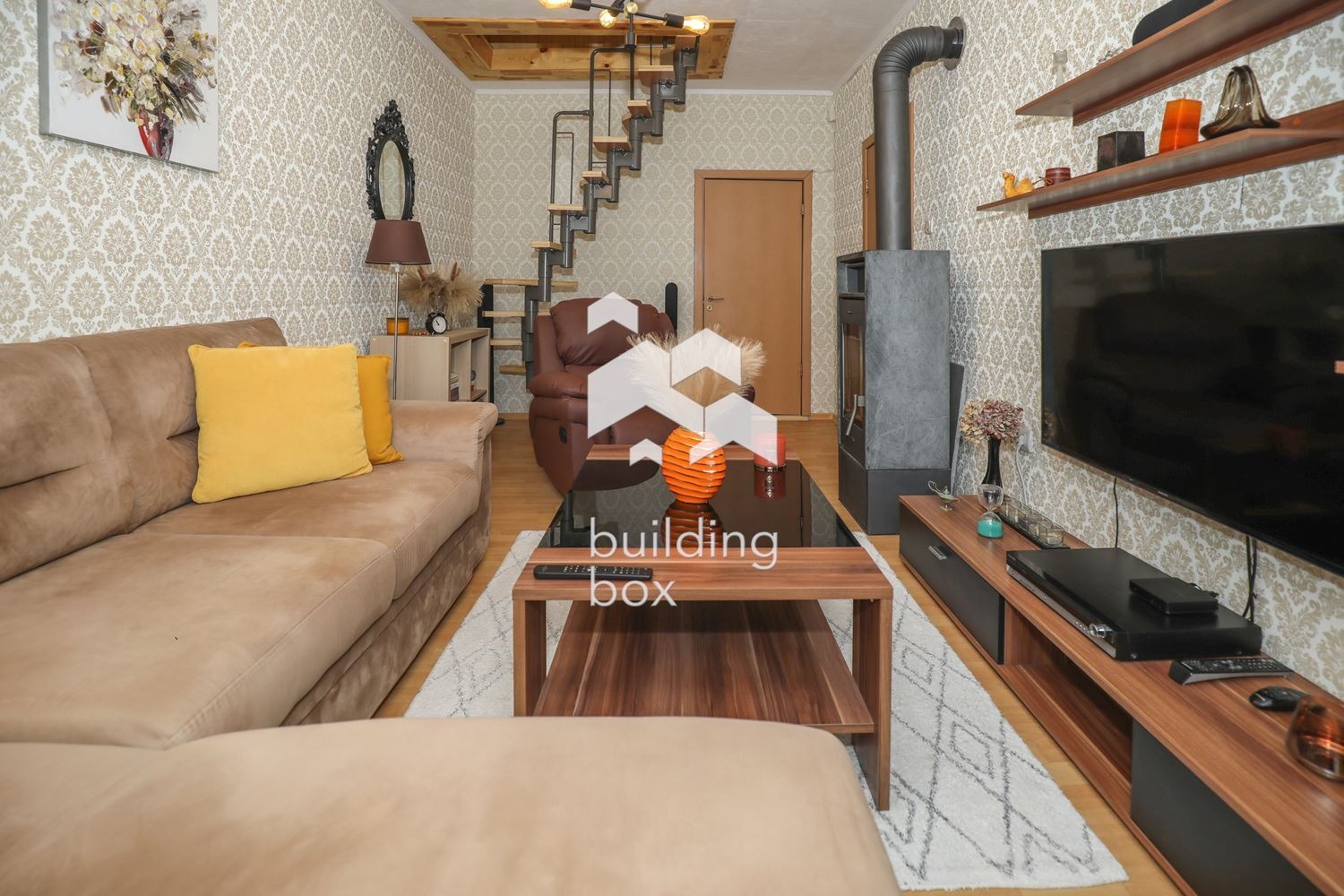 Продава КЪЩА, гр. София, с. Владая, снимка 2 - Къщи - 55086092