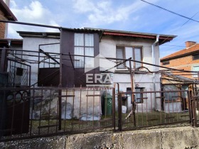 Hus Hisarya, Haskovo 2