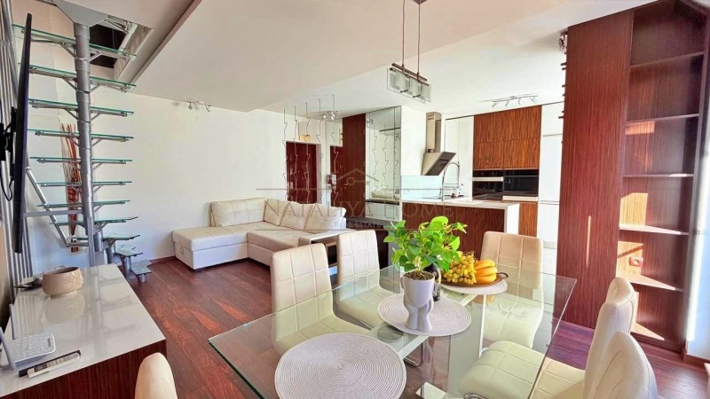 Продава 2-СТАЕН, гр. Бургас, Зорница, снимка 3 - Апартаменти - 52376374