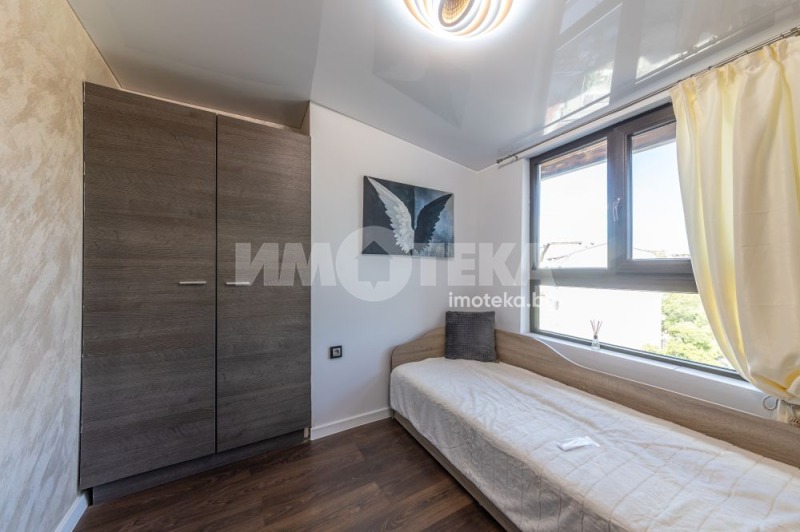 Till salu  2 sovrum Varna , Kolhozen pazar , 70 kvm | 44224144 - bild [12]