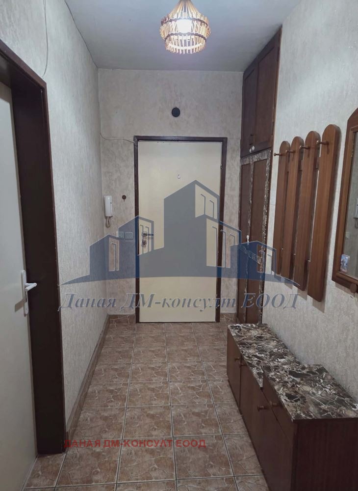 Продава 3-СТАЕН, гр. Шумен, Томбул джамия, снимка 4 - Апартаменти - 54189719