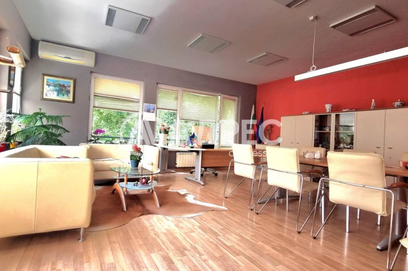 Продава ОФИС, гр. София, Център, снимка 2 - Офиси - 53520718