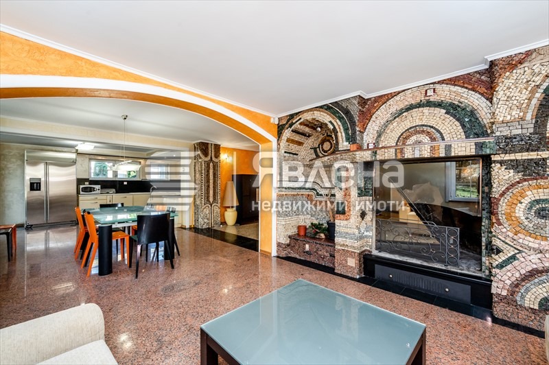 Продава КЪЩА, гр. София, в.з.Киноцентъра, снимка 5 - Къщи - 54034892