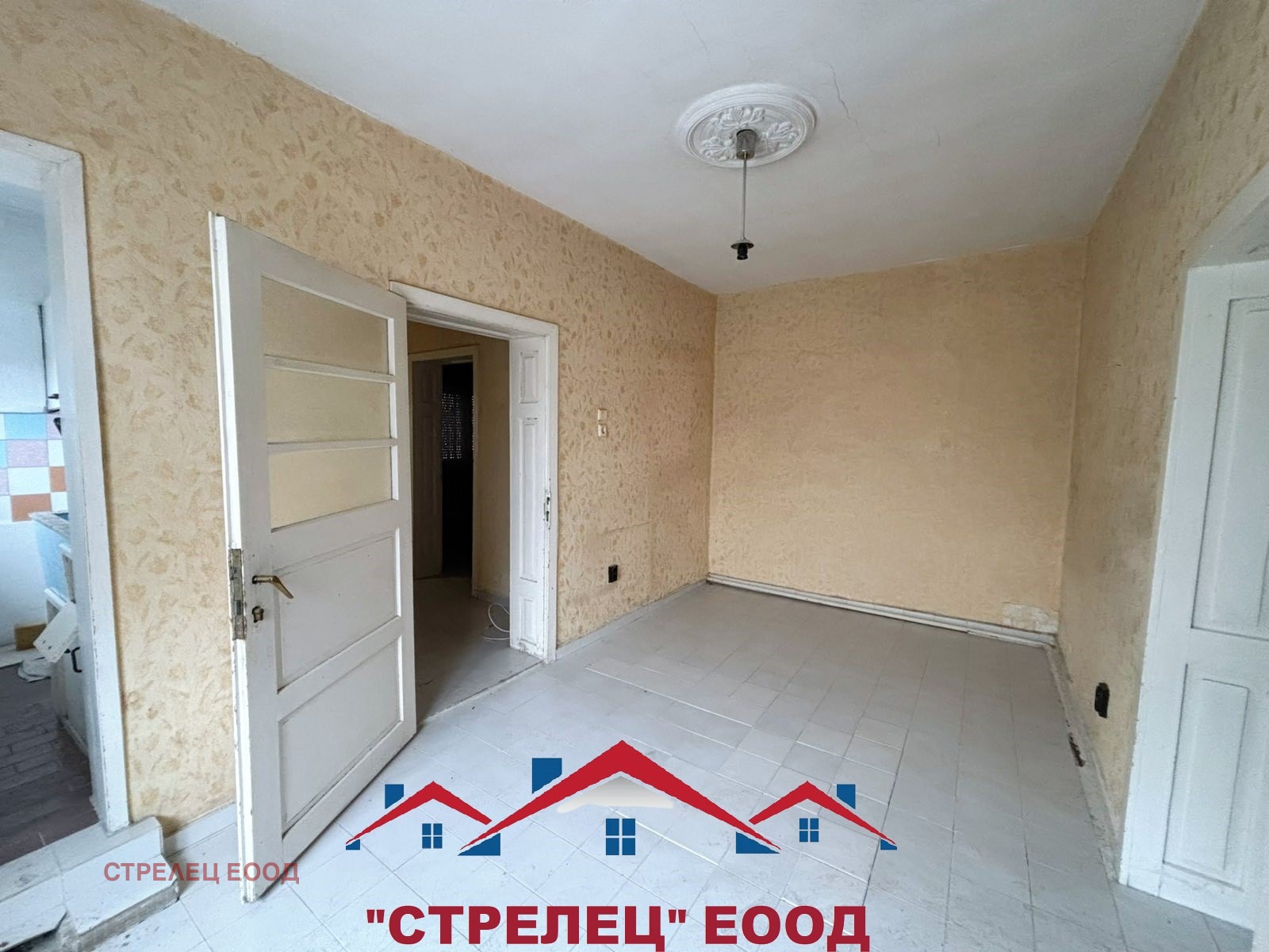 Продава КЪЩА, гр. Добрич, Христо Ботев, снимка 3 - Къщи - 54752369