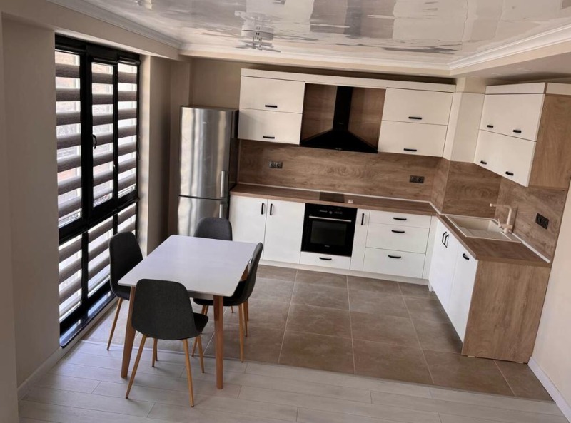 K pronájmu  1 ložnice Plovdiv , Karšijaka , 76 m2 | 37658492