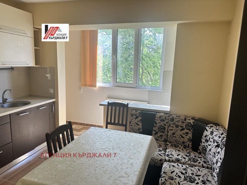K pronájmu  2 ložnice Kardžali , Vazroždenci , 65 m2 | 64040400 - obraz [7]