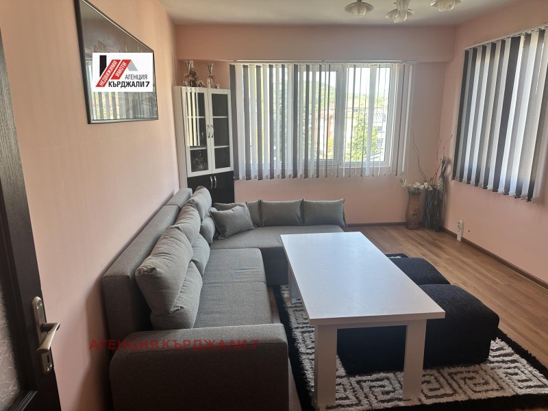 K pronájmu  2 ložnice Kardžali , Vazroždenci , 65 m2 | 64040400 - obraz [3]